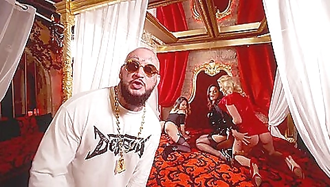 Cute blonde slutty fucks her boyfriend