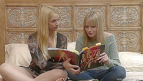 Threesome with a lesbian threesome and the best